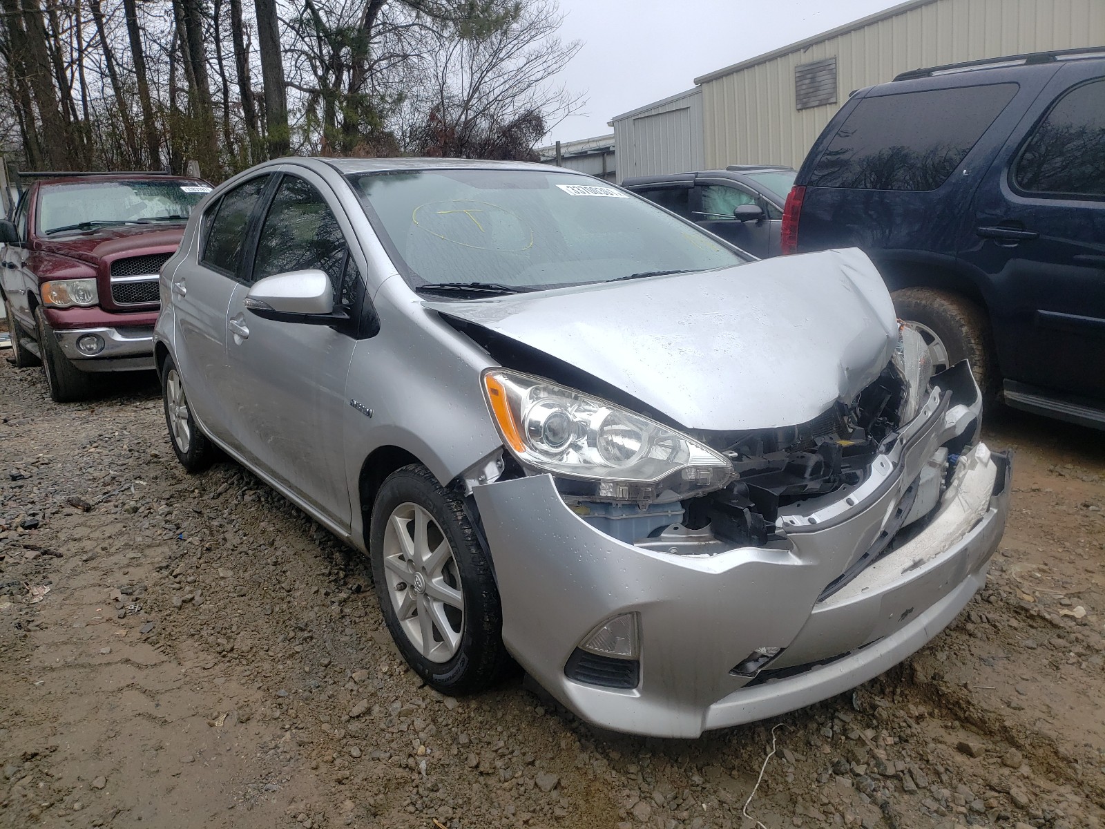 TOYOTA PRIUS C 2014 jtdkdtb35e1565383