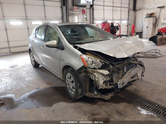 TOYOTA PRIUS C 2014 jtdkdtb35e1569210