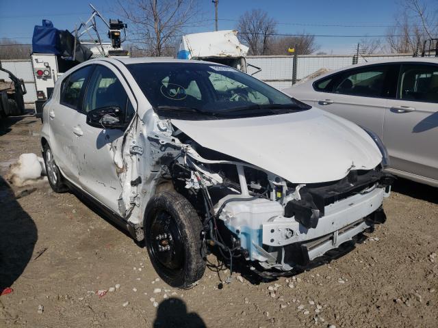 TOYOTA PRIUS C 2017 jtdkdtb35h1593611