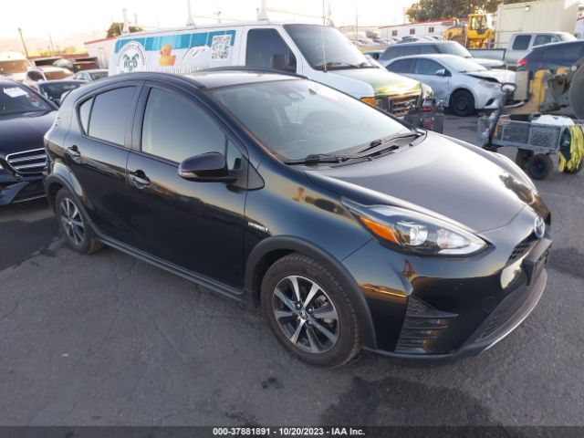 TOYOTA PRIUS C 2018 jtdkdtb35j1601924