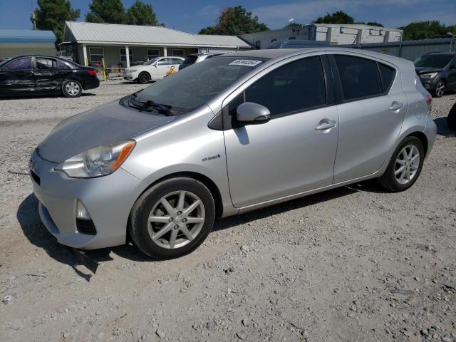 TOYOTA PRIUS C 2013 jtdkdtb36d1532228