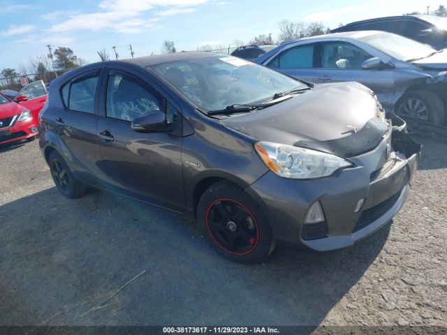 TOYOTA PRIUS C 2013 jtdkdtb36d1544105