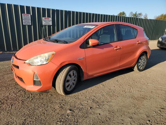 TOYOTA PRIUS C 2014 jtdkdtb36e1060646