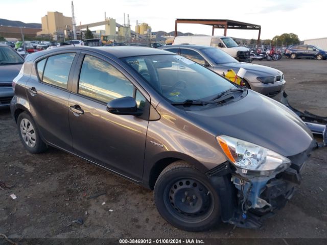 TOYOTA PRIUS C 2014 jtdkdtb36e1563044