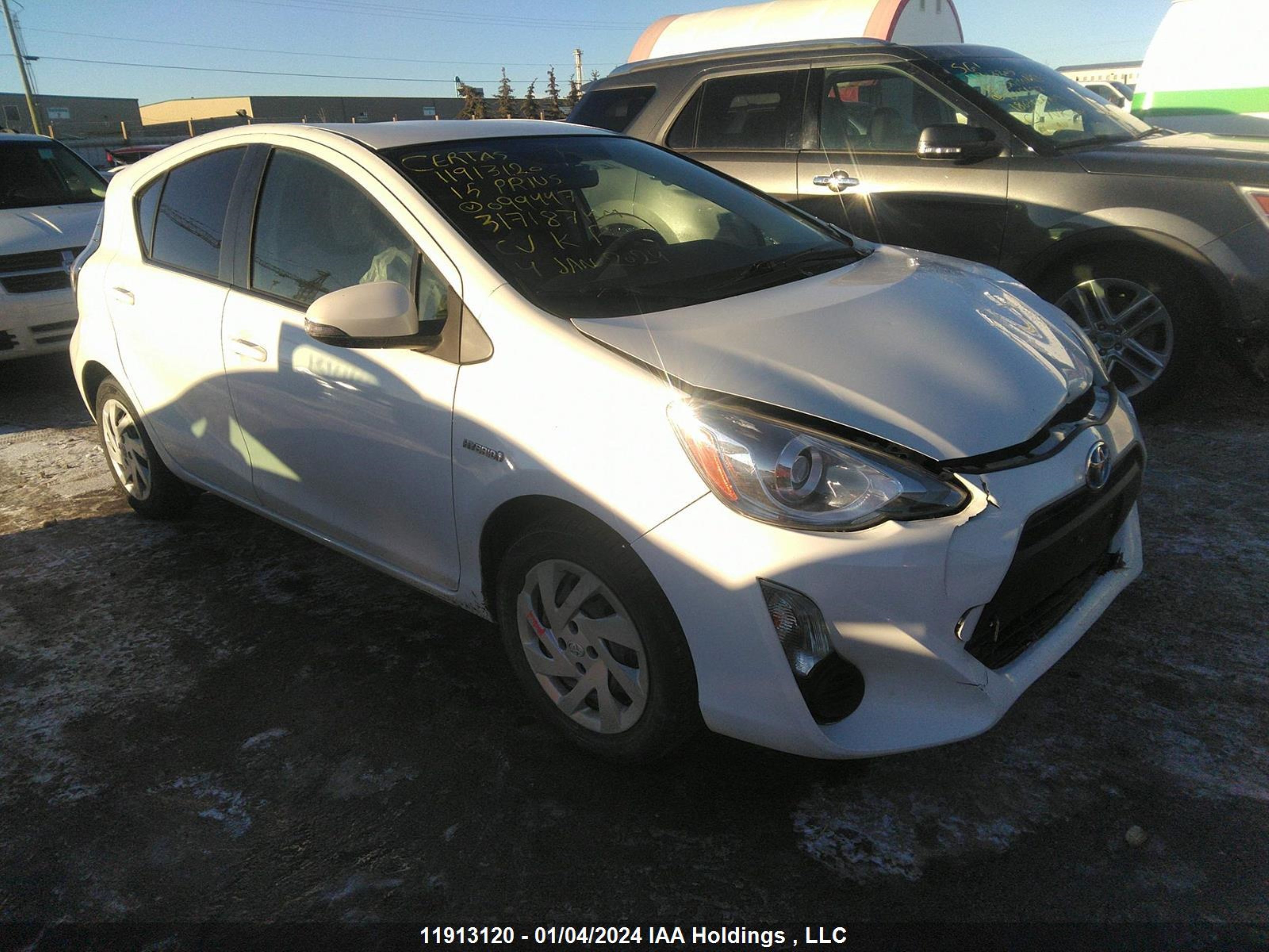 TOYOTA PRIUS C 2015 jtdkdtb36f1099447