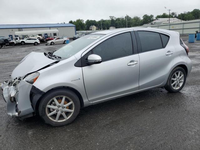 TOYOTA PRIUS C 2015 jtdkdtb36f1108647