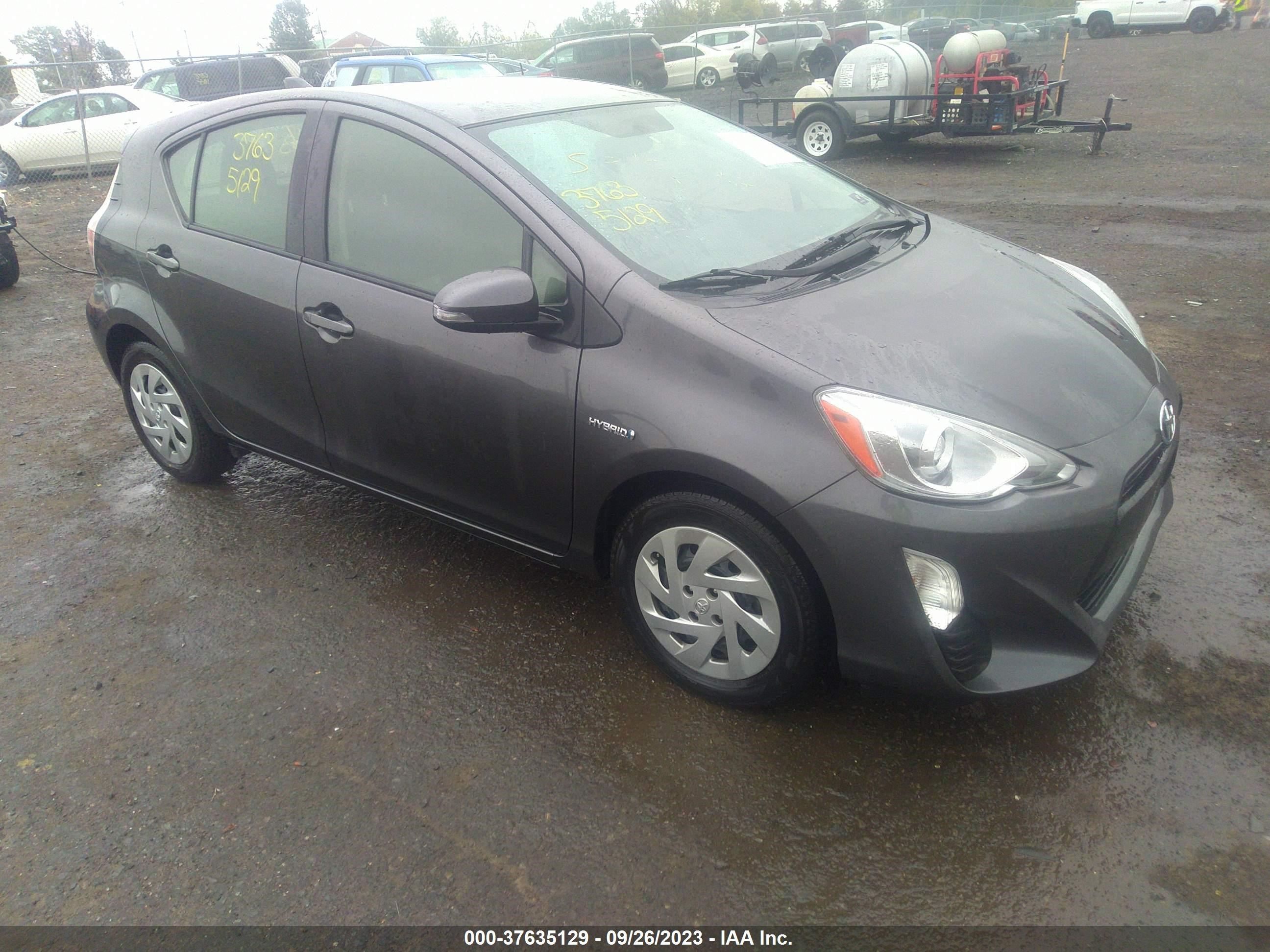 TOYOTA PRIUS C 2016 jtdkdtb36g1590487