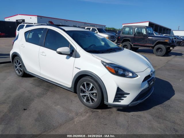 TOYOTA PRIUS C 2018 jtdkdtb36j1604993