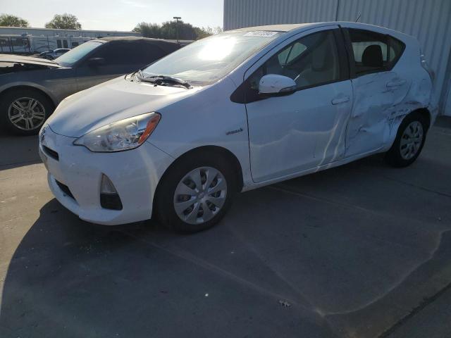 TOYOTA PRIUS C 2013 jtdkdtb37d1540645