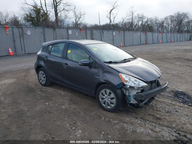 TOYOTA PRIUS C 2014 jtdkdtb37e1083997