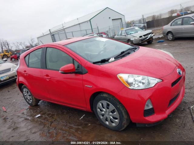 TOYOTA PRIUS C 2014 jtdkdtb37e1568950