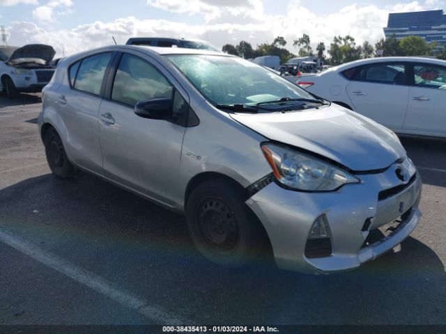 TOYOTA PRIUS C 2014 jtdkdtb37e1575249