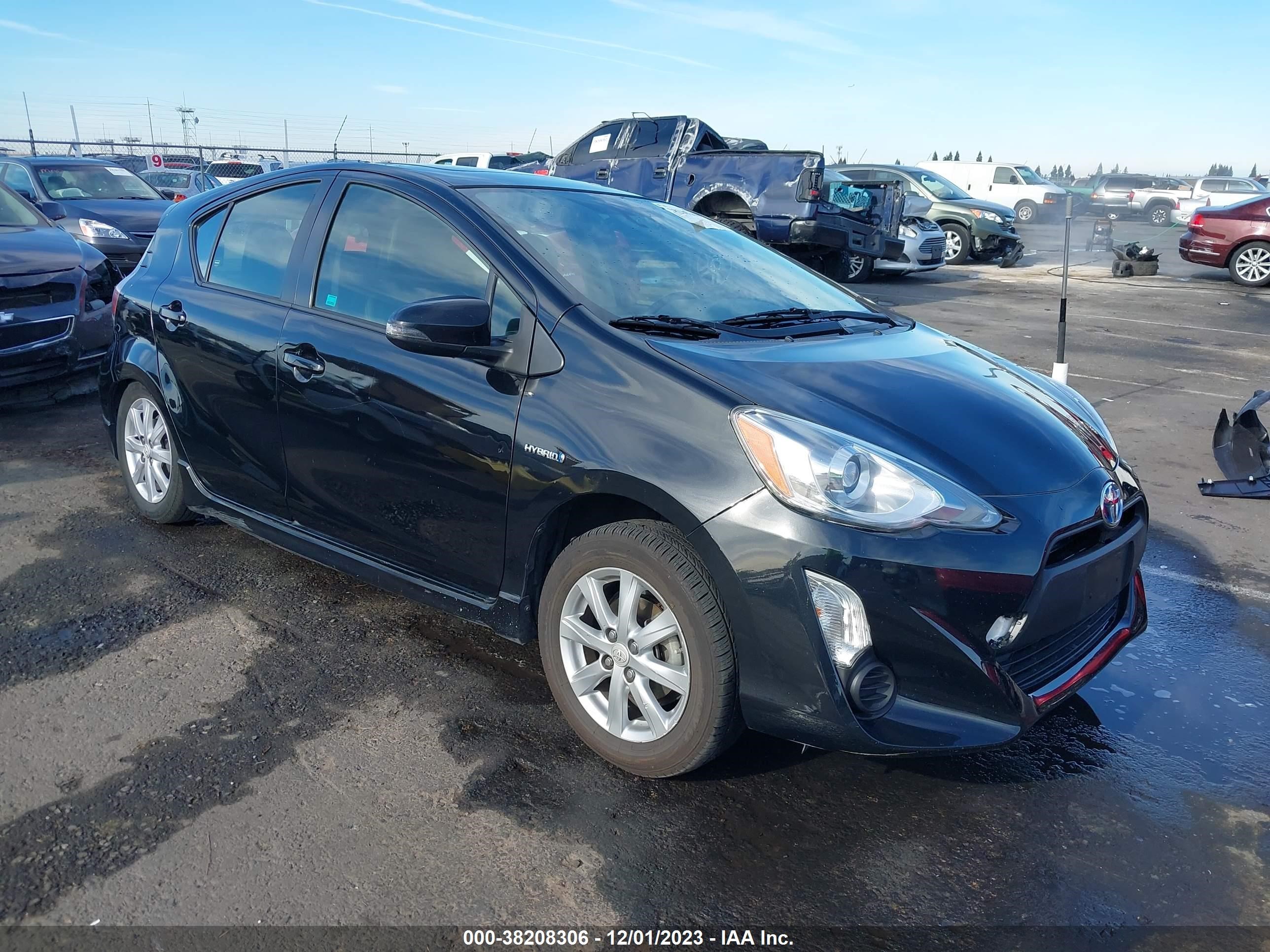 TOYOTA PRIUS C 2017 jtdkdtb37h1592198