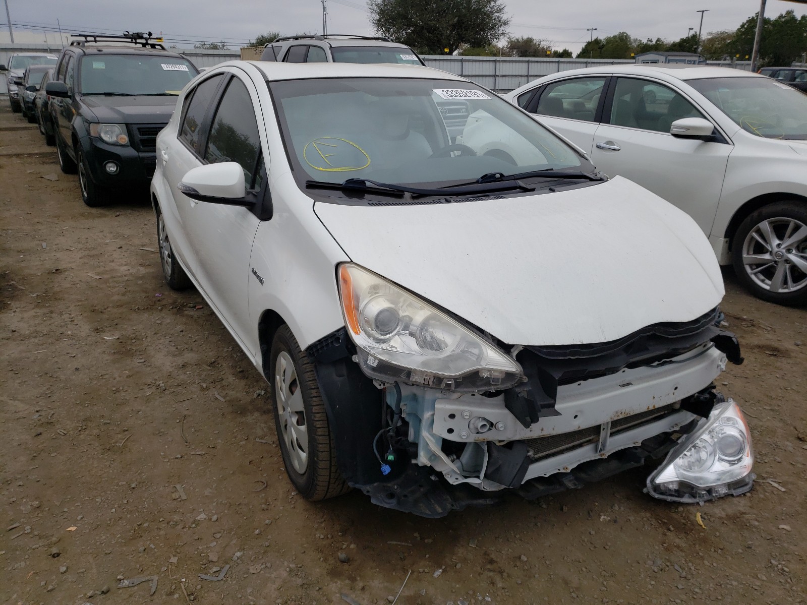 TOYOTA PRIUS C 2012 jtdkdtb38c1006049