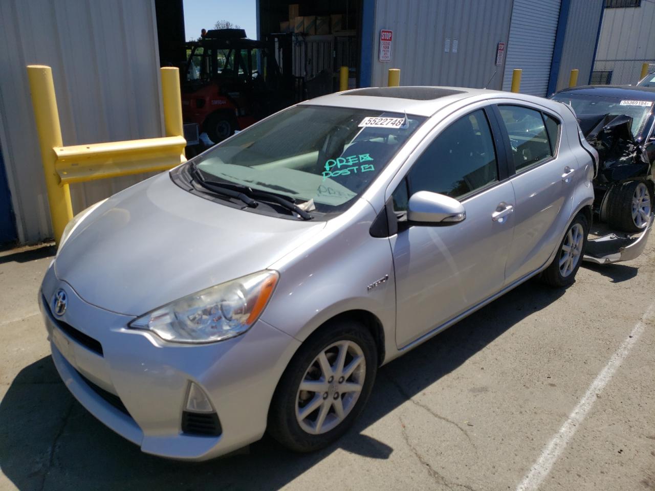 TOYOTA PRIUS 2012 jtdkdtb38c1008576