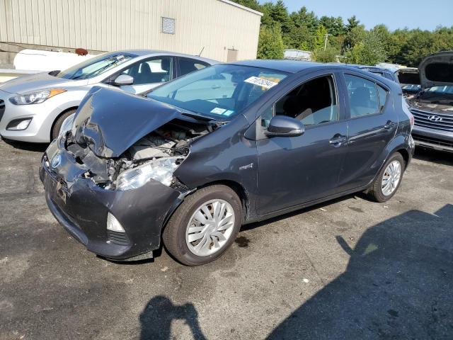 TOYOTA PRIUS C 2012 jtdkdtb38c1009372