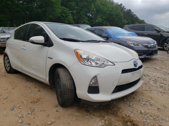 TOYOTA PRIUS C 2013 jtdkdtb38d1058038