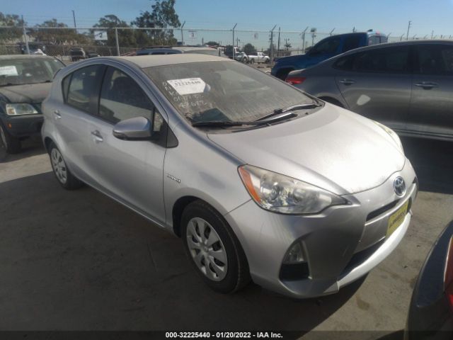 TOYOTA PRIUS C 2013 jtdkdtb38d1537513