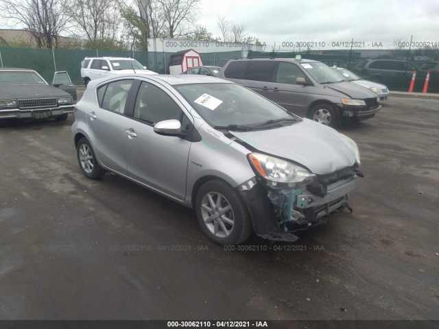 TOYOTA PRIUS C 2013 jtdkdtb38d1555204