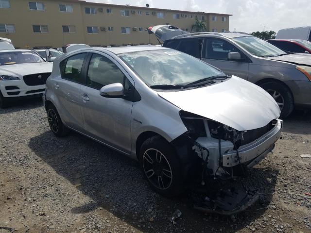 TOYOTA PRIUS C 2016 jtdkdtb38g1590748