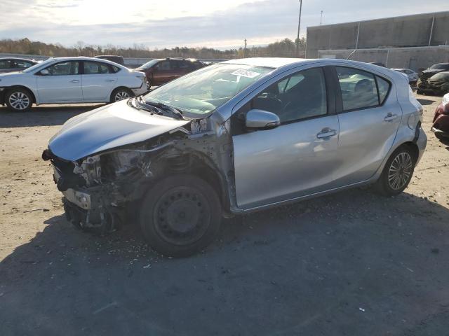 TOYOTA PRIUS C 2012 jtdkdtb39c1503496