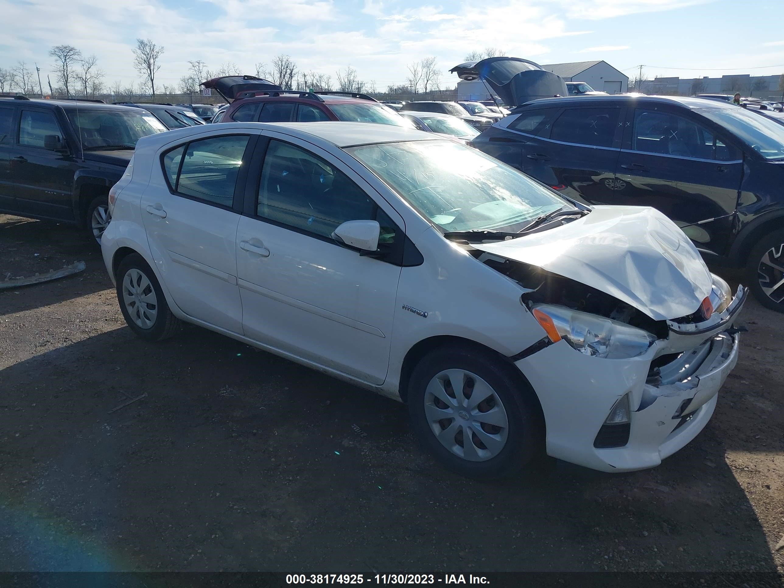 TOYOTA PRIUS C 2012 jtdkdtb39c1518581