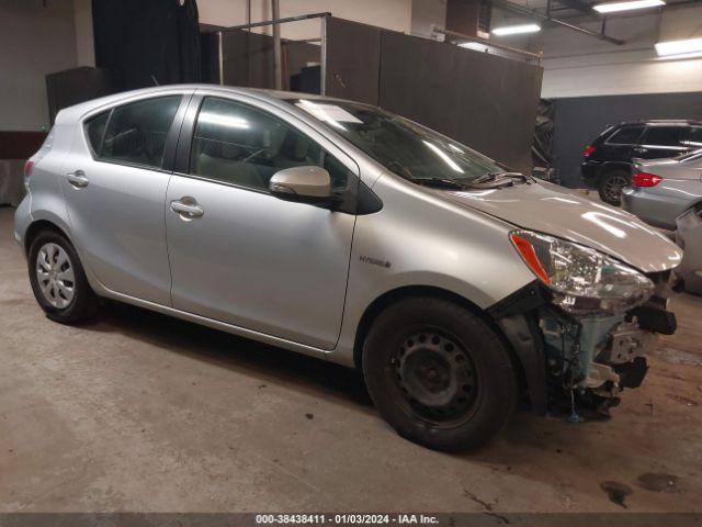 TOYOTA PRIUS C 2013 jtdkdtb39d1041751