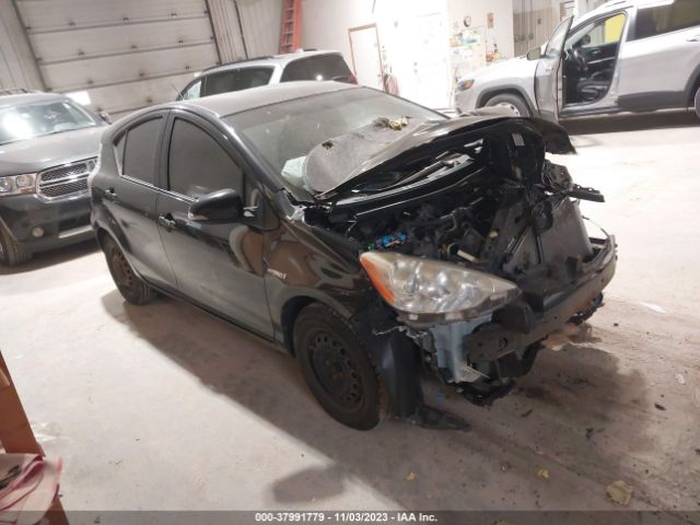 TOYOTA PRIUS C 2013 jtdkdtb39d1052958