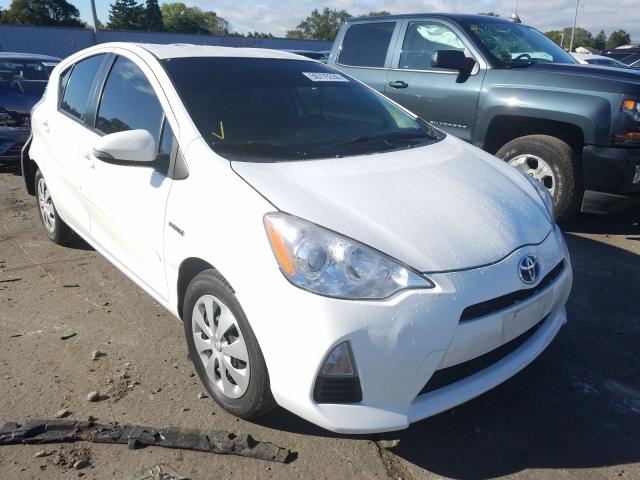 TOYOTA PRIUS C 2013 jtdkdtb39d1538055