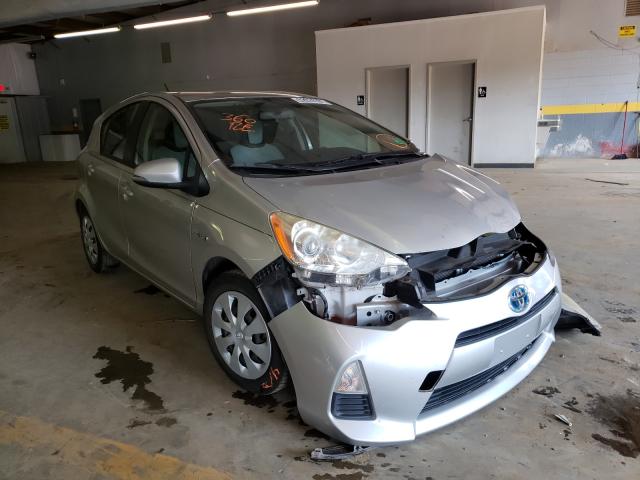 TOYOTA PRIUS C 2013 jtdkdtb39d1555034