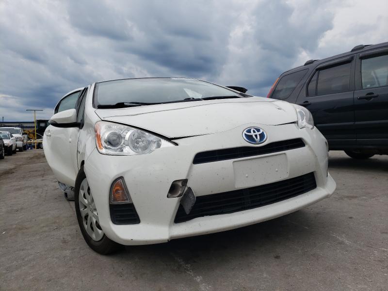 TOYOTA PRIUS C 2014 jtdkdtb39e1061516