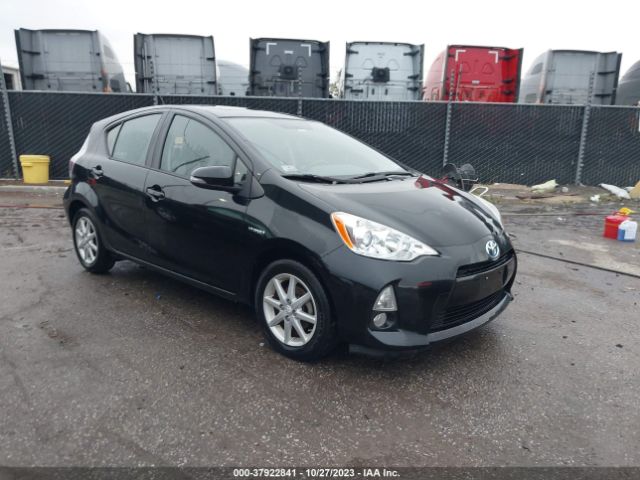 TOYOTA PRIUS C 2014 jtdkdtb39e1080244