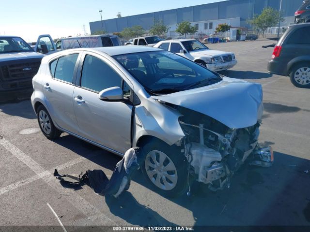 TOYOTA PRIUS C 2014 jtdkdtb39e1085282