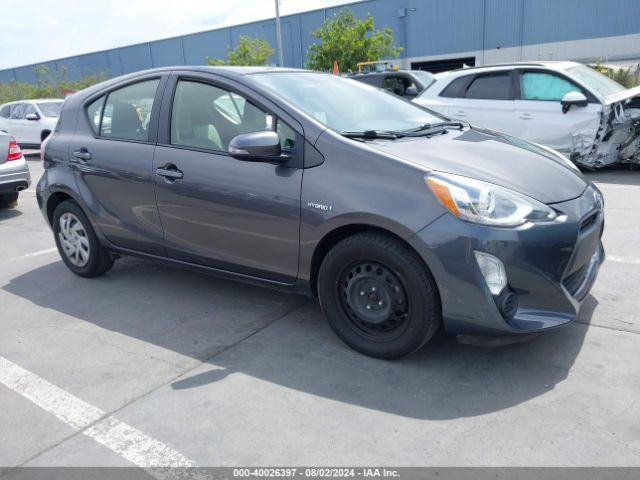 TOYOTA PRIUS C 2015 jtdkdtb39f1096655