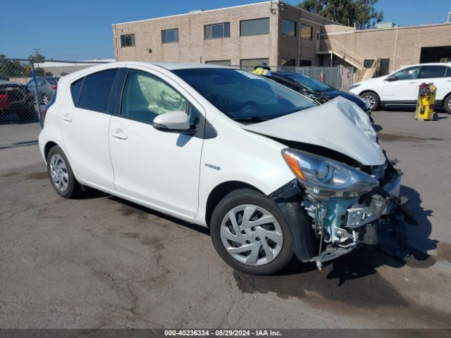 TOYOTA PRIUS C 2015 jtdkdtb39f1109517