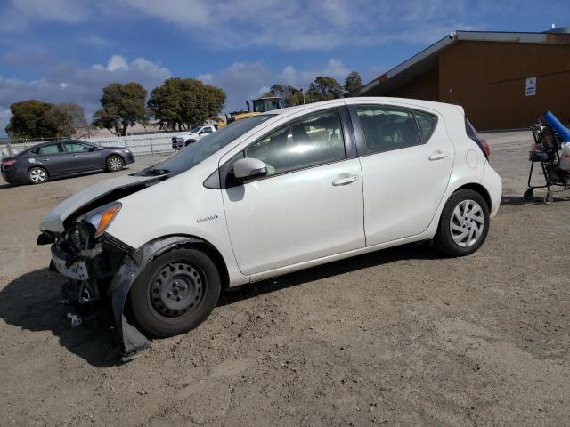 TOYOTA PRIUS C 2015 jtdkdtb39f1582026