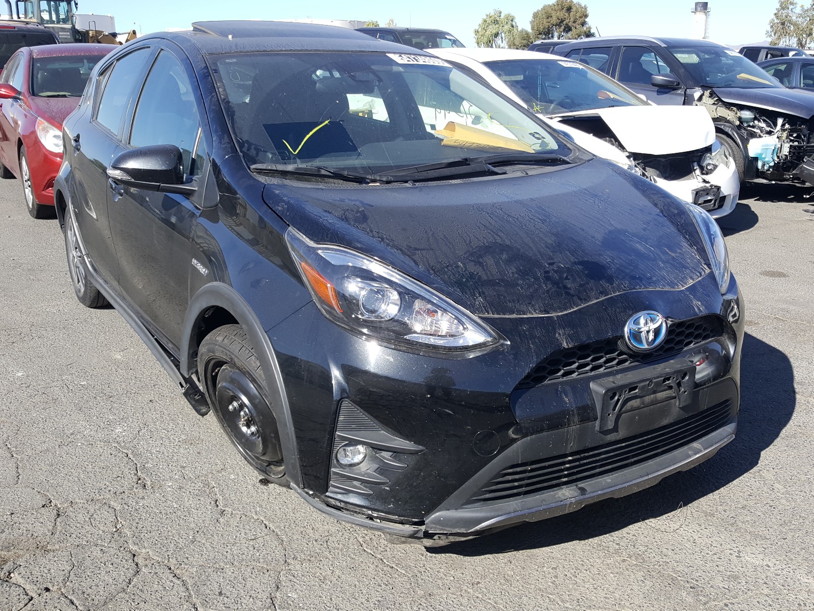 TOYOTA PRIUS C 2018 jtdkdtb39j1606141