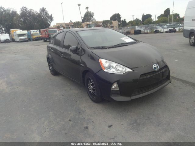 TOYOTA PRIUS C 2013 jtdkdtb3xd1058204