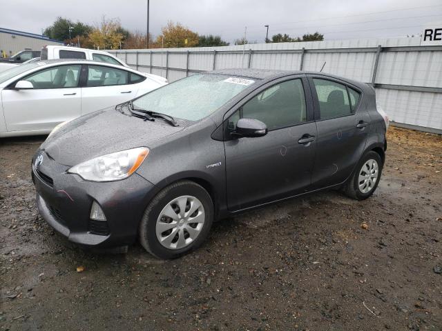 TOYOTA PRIUS C 2013 jtdkdtb3xd1539165