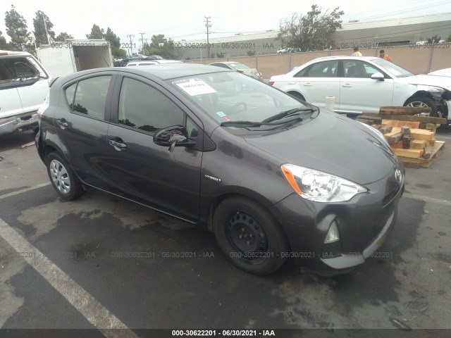 TOYOTA PRIUS C 2013 jtdkdtb3xd1556967