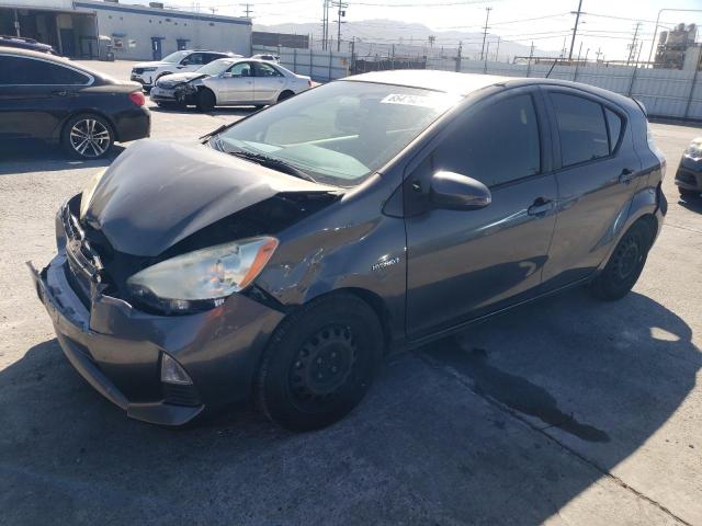 TOYOTA PRIUS C 2014 jtdkdtb3xe1559630