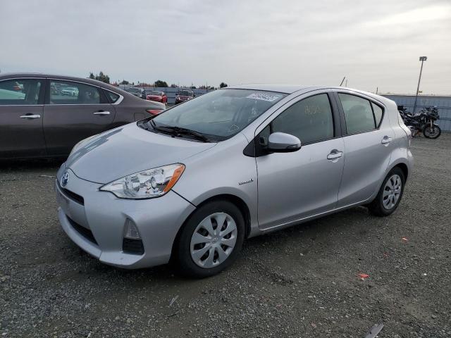 TOYOTA PRIUS C 2014 jtdkdtb3xe1562639