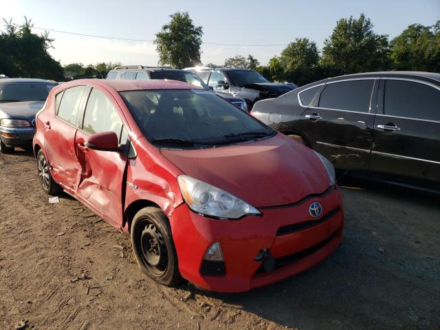 TOYOTA PRIUS C 2014 jtdkdtb3xe1566755