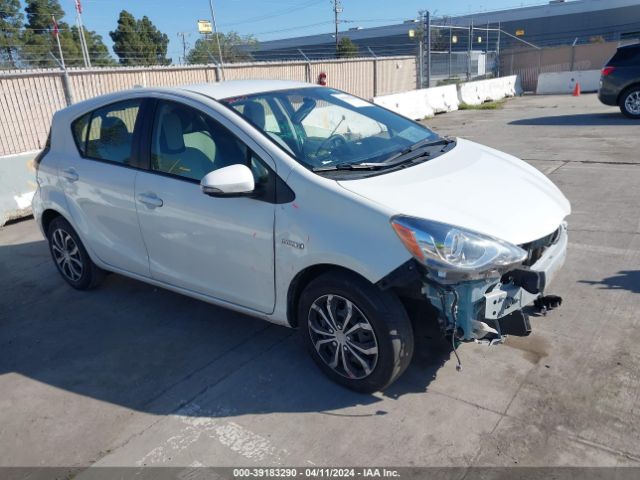 TOYOTA PRIUS C 2015 jtdkdtb3xf1114466