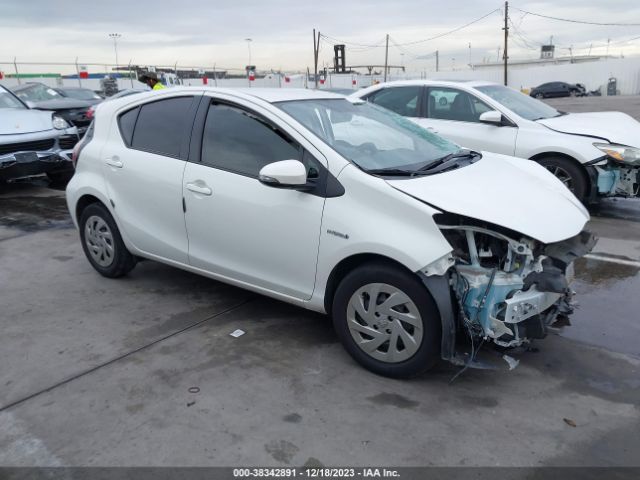 TOYOTA PRIUS C 2016 jtdkdtb3xg1116851