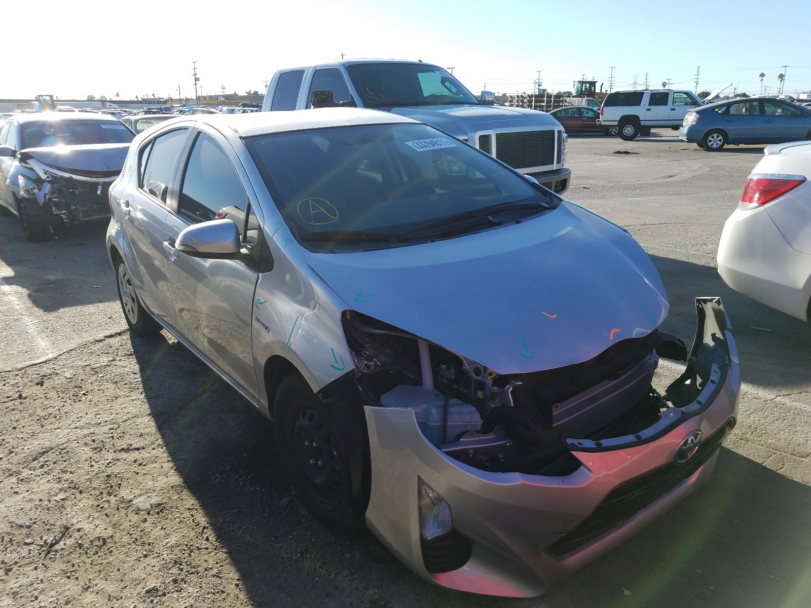 TOYOTA PRIUS C 2016 jtdkdtb3xg1126313