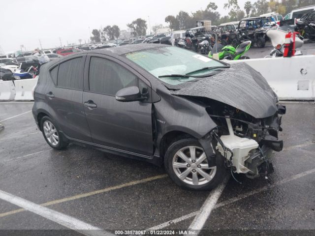 TOYOTA PRIUS C 2017 jtdkdtb3xh1596021