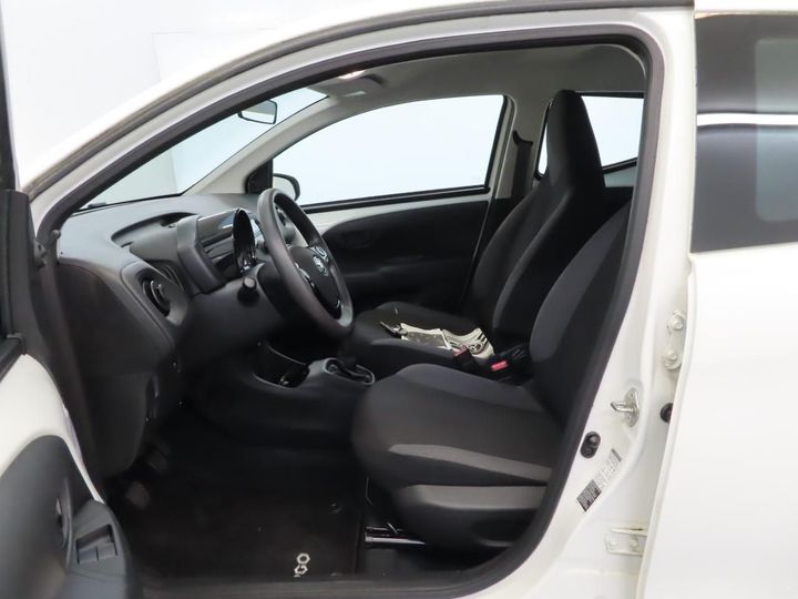 TOYOTA AYGO 2018 jtdkgnec00n327828