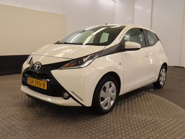 TOYOTA AYGO 2018 jtdkgnec00n351644