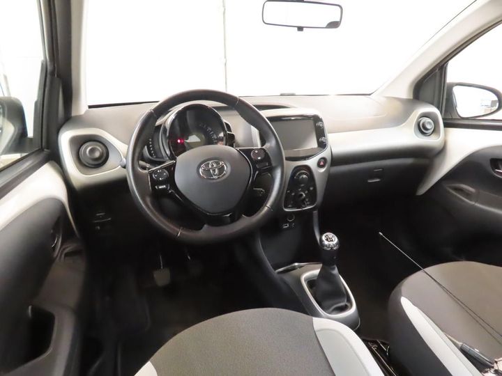 TOYOTA AYGO 2018 jtdkgnec10n318751